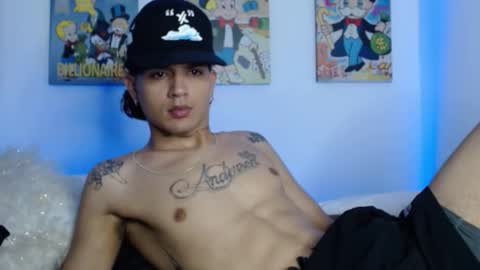 Snapshot of andersonz98 chatting on 02.01.25 andersonZ98 online show from 02.01.25