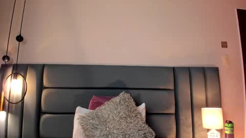 Snapshot of andracyruss chatting on 02.26.26 Andra Cyrus online show from 02.26.26