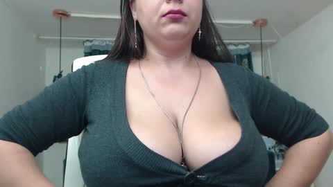 Snapshot of andrahart_ chatting on 01.03.25 AndraHart online show from 01.03.25