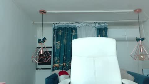 Snapshot of andrahart_ chatting on 01.07.25 AndraHart online show from 01.07.25