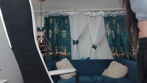 Snapshot of andrahart_ chatting on 01.25.25 AndraHart online show from 01.25.25
