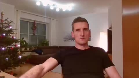 Name online show from 12.25.24