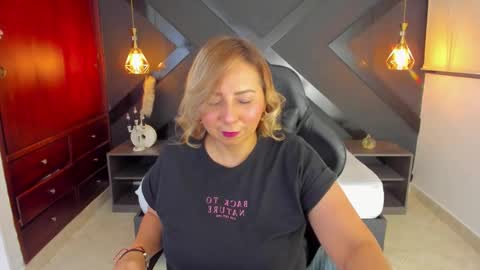 A N D R E online show from 11.18.25