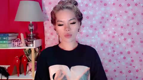 andrea06121998 online show from 10.22.25