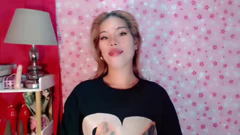 andrea06121998 online show from 11.08.25