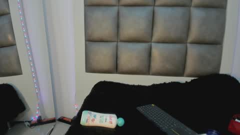 andrea_brunette_ online show from 09.14.25