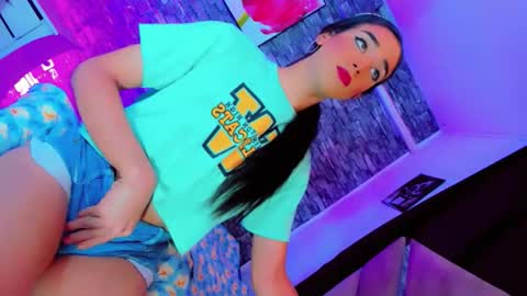 ANDREINA online show from 05.13.26