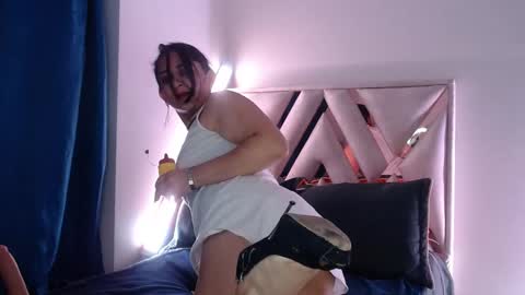 Snapshot of andrea_sexx_ chatting on 01.21.25 Andrea online show from 01.21.25