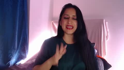 Snapshot of andrea_sexx_ chatting on 02.11.25 Andrea online show from 02.11.25