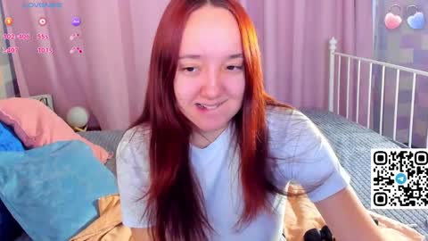 Snapshot of andrea_svel chatting on 10.26.25 Andrea hereGMT7Mon Tue Wen ThFri Sat Su 0300am-0900am. online show from 10.26.25