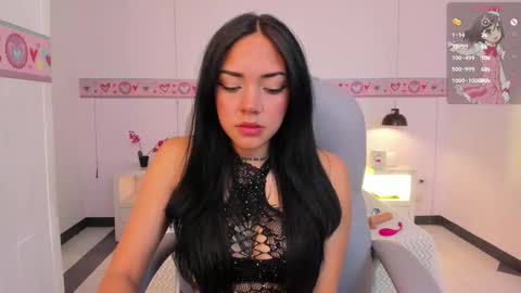 Snapshot of andreag_ chatting on 10.10.25 Andrea online show from 10.10.25