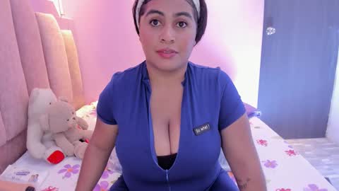 Snapshot of andreasweet2 chatting on 09.30.25 A n d r  e a S w e e t  online show from 09.30.25