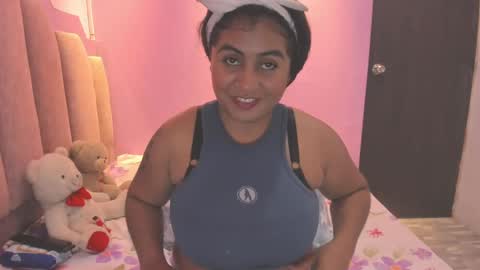 Snapshot of andreasweet2 chatting on 10.04.25 A n d r  e a S w e e t  online show from 10.04.25