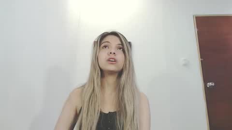 andreau 19 online show from 09.25.25