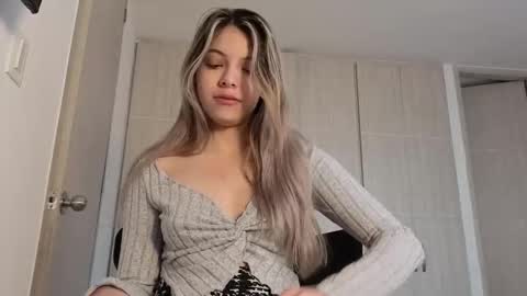 andreau 19 online show from 12.19.25