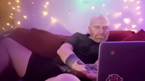andrerw98765 online show from 01.28.25