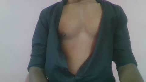 Snapshot of andres01_ chatting on 03.20.26 andres01_ online show from 03.20.26