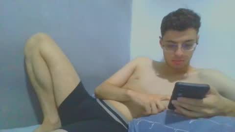 andres129494 online show from 11.21.25