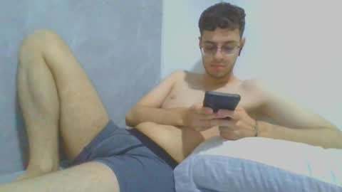 andres129494 online show from 11.29.25