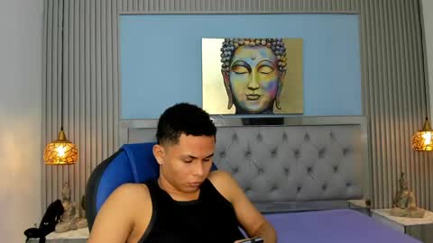 Snapshot of andres1_8 chatting on 04.17.26 IM ANDRES online show from 04.17.26