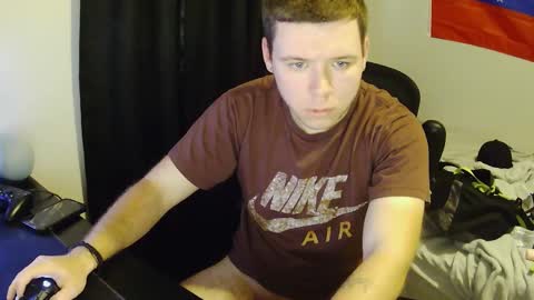 Snapshot of andres8123629121 chatting on 11.14.25 andres8123629121 online show from 11.14.25