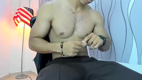 Snapshot of andres_stud chatting on 02.03.25 andres_stud online show from 02.03.25