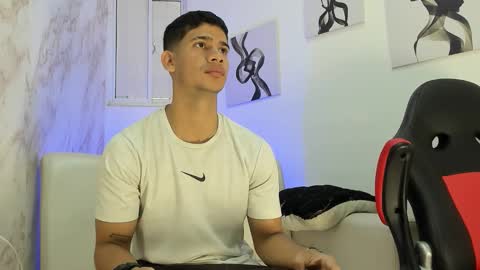 andres_stud online show from 11.18.25