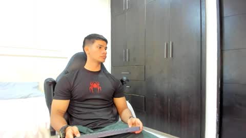 andres_stud online show from 04.03.26