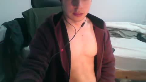 Snapshot of andresse_lat chatting on 04.12.26 andresse_lat online show from 04.12.26