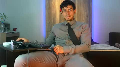 Andrew online show from 10.27.25