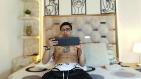 andrew_haalls online show from 11.30.25