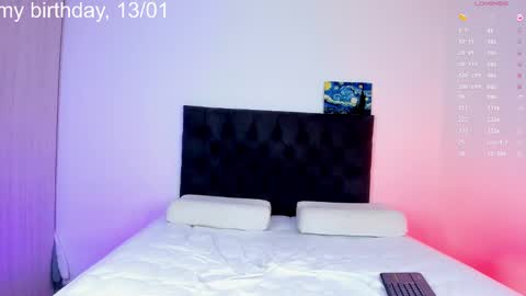 Snapshot of andrew_magic chatting on 01.05.25 ---     online show from 01.05.25