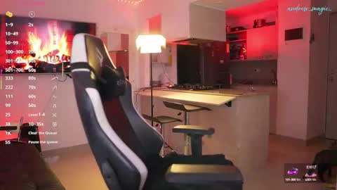 Snapshot of andrew_magic chatting on 09.19.25 ---     online show from 09.19.25