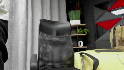 Andrew Mathwes online show from 12.02.24