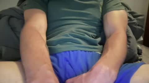 Snapshot of andrewholdsteady chatting on 09.29.25 andrewholdsteady online show from 09.29.25