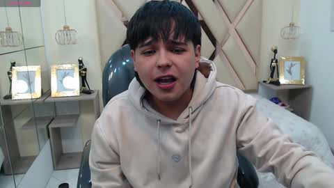 Snapshot of andrewsmile_ chatting on 12.30.24 ANDREW online show from 12.30.24