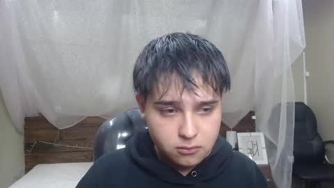 Snapshot of andrewsmile_ chatting on 02.05.25 ANDREW online show from 02.05.25