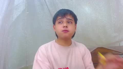 Snapshot of andrewsmile_ chatting on 02.22.25 ANDREW online show from 02.22.25