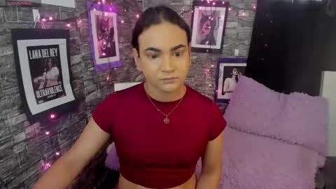 Snapshot of andrys_hot chatting on 02.26.26 Andrys online show from 02.26.26