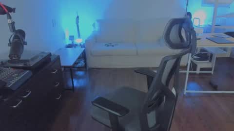 Andrew online show from 11.29.25