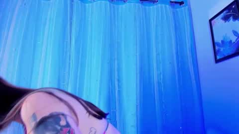 Snapshot of andy_bluee chatting on 02.12.25 Andy bluee online show from 02.12.25