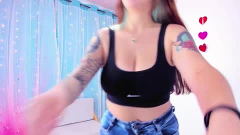 Snapshot of andy_bluee chatting on 02.14.25 Andy bluee online show from 02.14.25