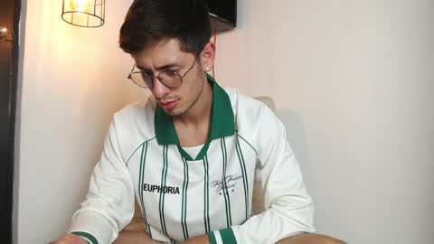 andy_collins__ online show from 04.10.26