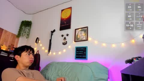 Snapshot of andy_guez_11 chatting on 01.17.25 andy_guez_11 online show from 01.17.25