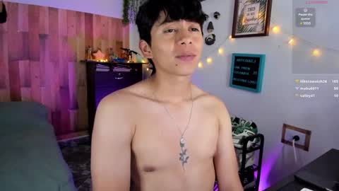 Snapshot of andy_guez_11 chatting on 01.18.25 andy_guez_11 online show from 01.18.25