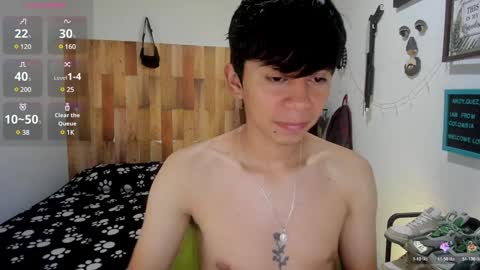 Snapshot of andy_guez_11 chatting on 01.29.25 andy_guez_11 online show from 01.29.25