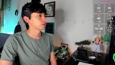 Snapshot of andy_guez_11 chatting on 02.05.25 andy_guez_11 online show from 02.05.25