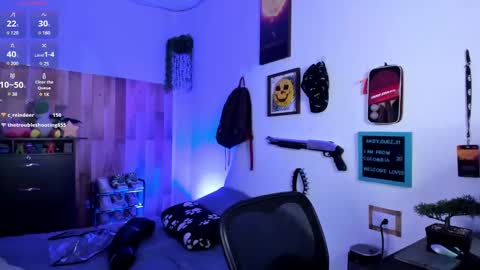 Snapshot of andy_guez_11 chatting on 02.13.25 andy_guez_11 online show from 02.13.25