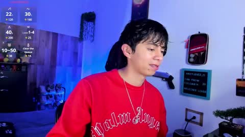 Snapshot of andy_guez_11 chatting on 02.14.25 andy_guez_11 online show from 02.14.25