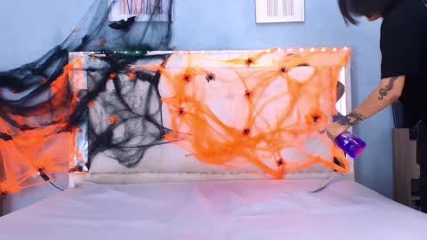 Andy Look online show from 10.07.25